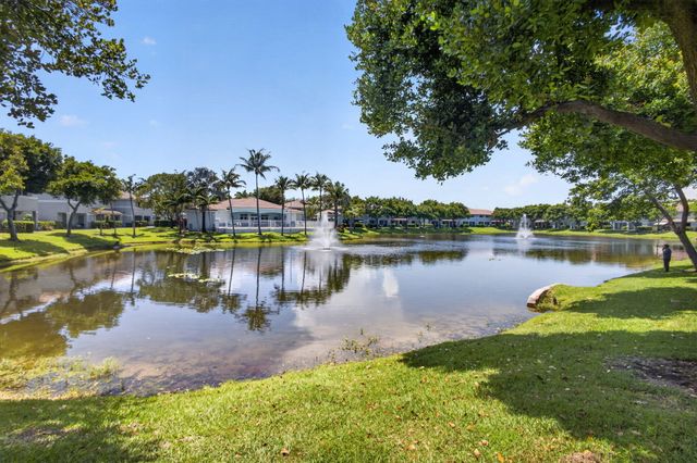 3557 Oleander Terrace, Riviera Beach, FL 33404