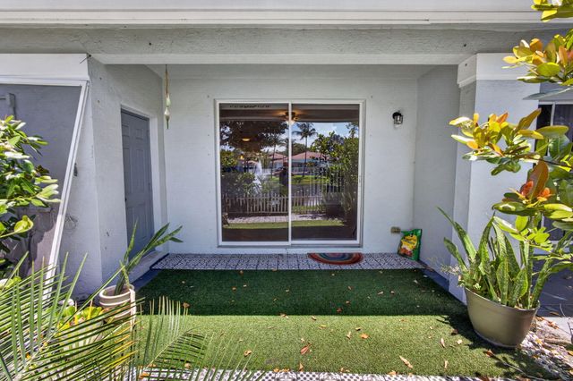 3557 Oleander Terrace, Riviera Beach, FL 33404