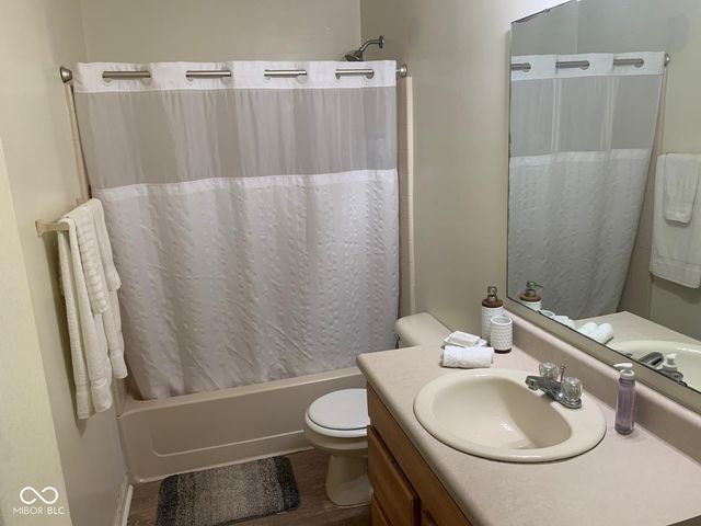 4813 Kelvington Drive, Indianapolis, IN 46254