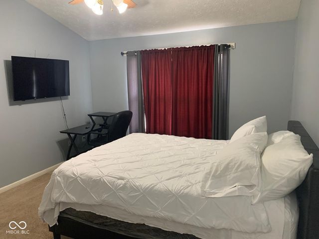 4813 Kelvington Drive, Indianapolis, IN 46254