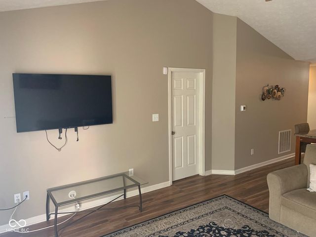 4813 Kelvington Drive, Indianapolis, IN 46254