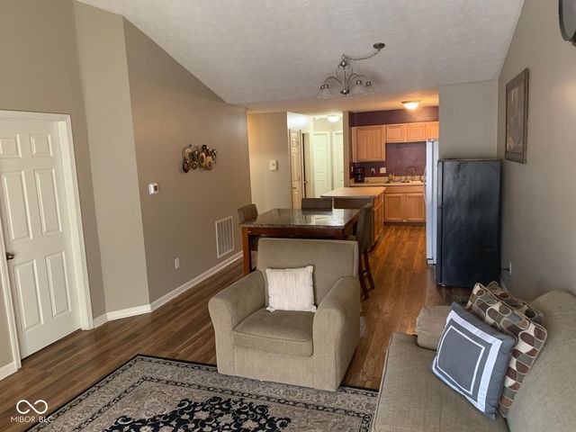 4813 Kelvington Drive, Indianapolis, IN 46254