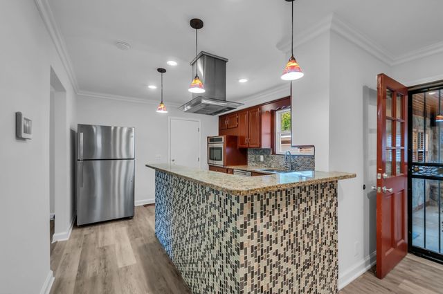 7453 Harrow Dr, Nashville, TN 37221