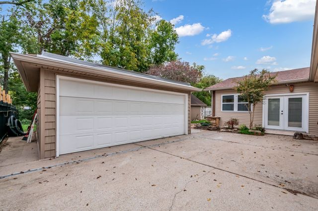 7453 Harrow Dr, Nashville, TN 37221