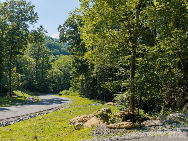 1230 Arborcrest Way, Swannanoa, NC 28778
