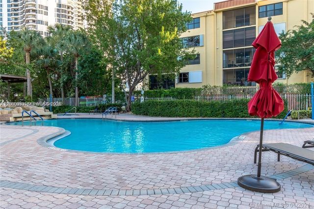 3400 NE 192nd Street 412, Aventura, FL 33180