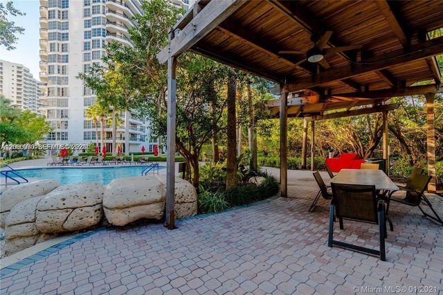 3400 NE 192nd Street 412, Aventura, FL 33180