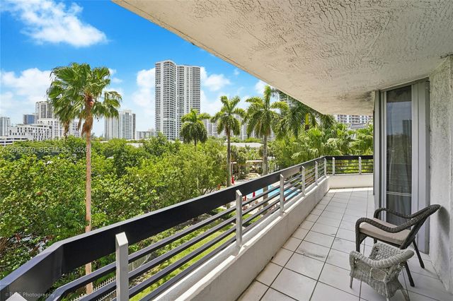3400 NE 192nd Street 412, Aventura, FL 33180