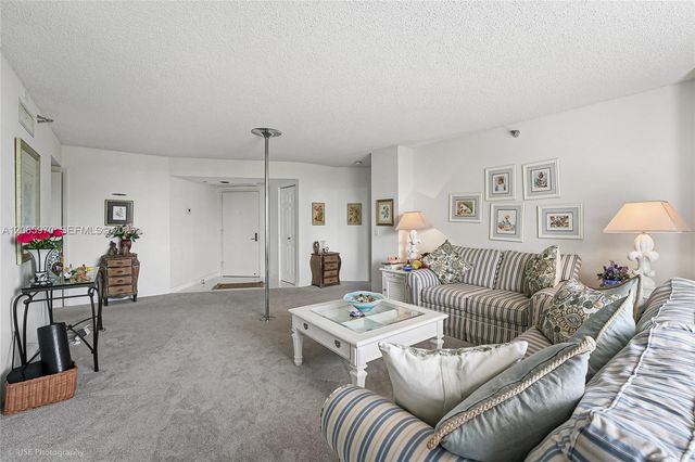 3400 NE 192nd Street 412, Aventura, FL 33180