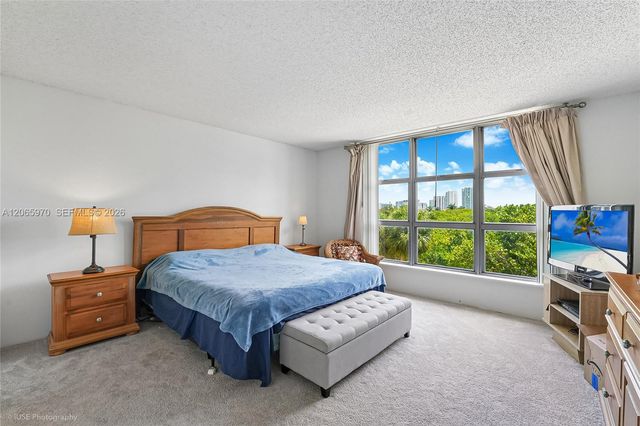 3400 NE 192nd Street 412, Aventura, FL 33180