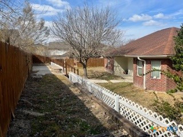 2101 Walker Place Boulevard, Copperas Cove, TX 76522