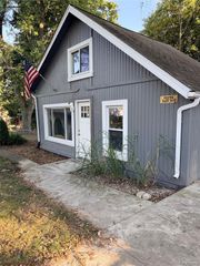 161 W Brooklyn Avenue, Pontiac, MI 48340