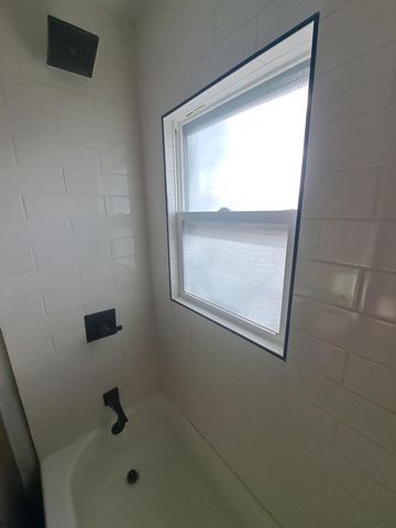 667 Dekalb Street, Gary, IN 46403