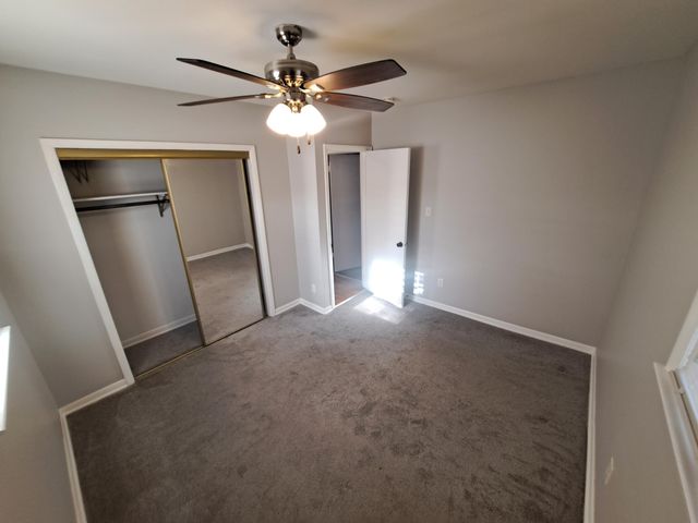 667 Dekalb Street, Gary, IN 46403