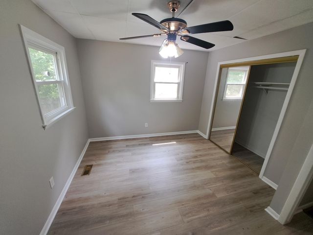 667 Dekalb Street, Gary, IN 46403