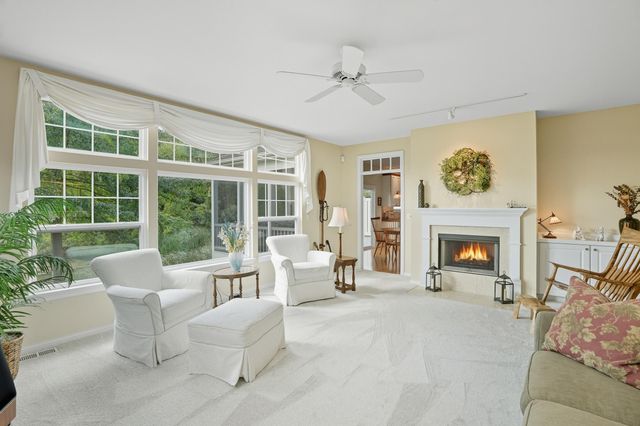 1730 Briam Court, Valparaiso, IN 46383