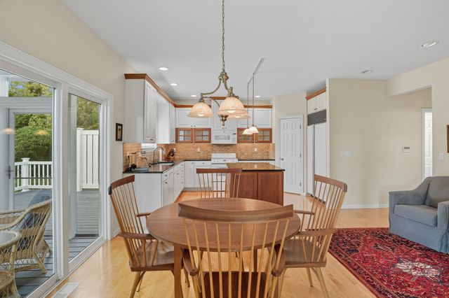 1730 Briam Court, Valparaiso, IN 46383