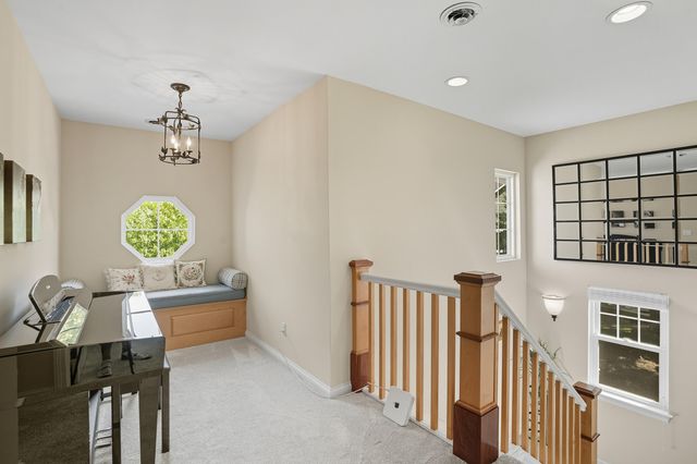 1730 Briam Court, Valparaiso, IN 46383