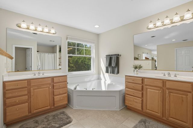1730 Briam Court, Valparaiso, IN 46383