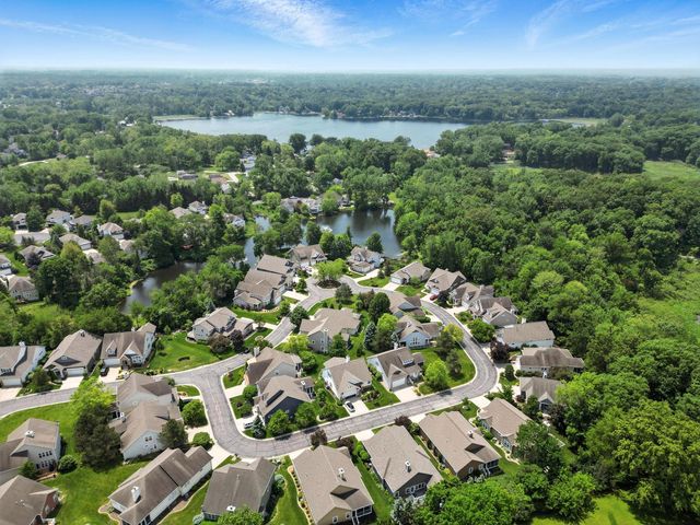 1730 Briam Court, Valparaiso, IN 46383