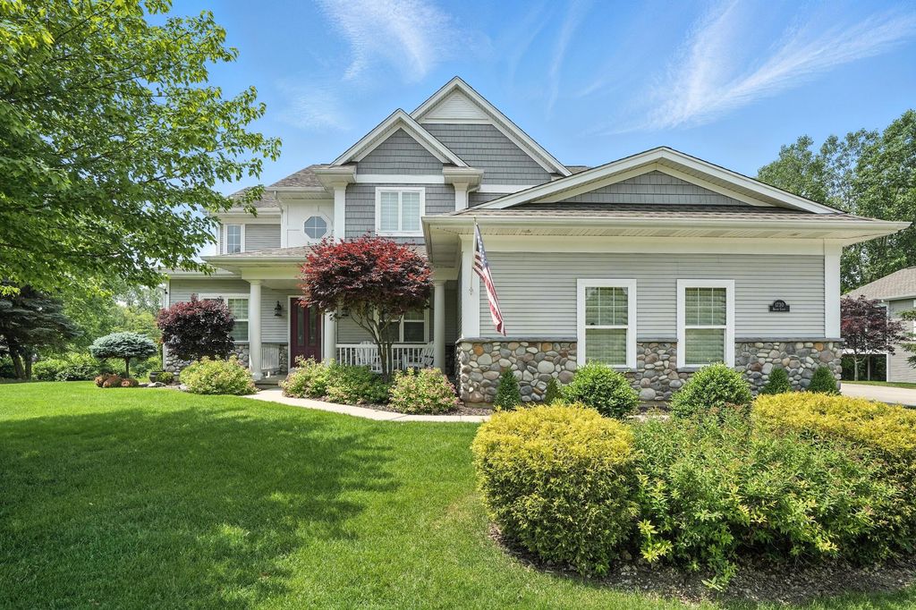 1730 Briam Court, Valparaiso, IN 46383