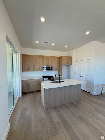 915 W GOLD RIDGE LANE, St. George, UT 84790