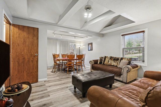 54286 Terrace Lane, South Bend, IN 46635