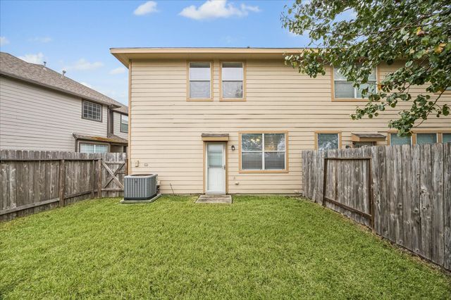 3206 Pearl Bluff Lane, Houston, TX 77047