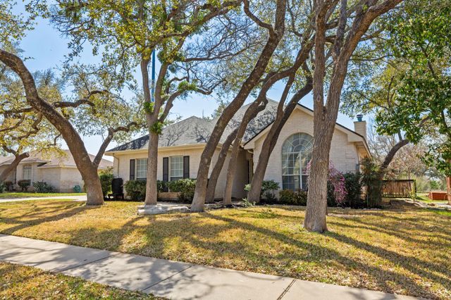 109 Riverview DR, Georgetown, TX 78628