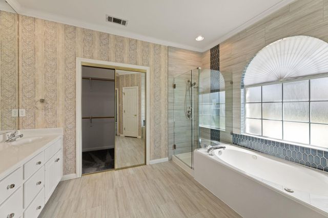 109 Riverview DR, Georgetown, TX 78628