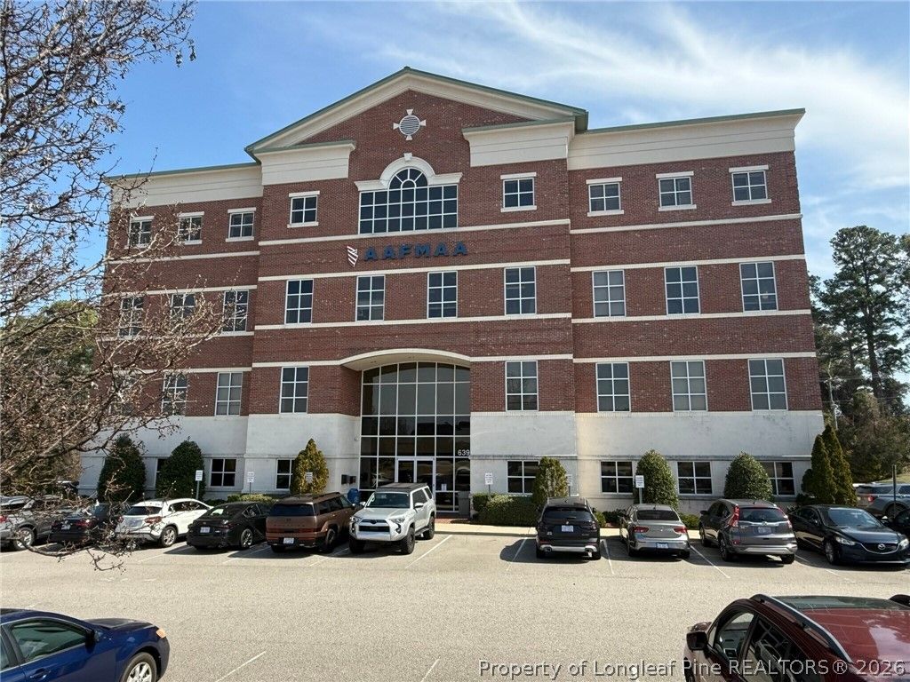 639 Executive Place 202, Fayetteville, NC 28305 — exterior