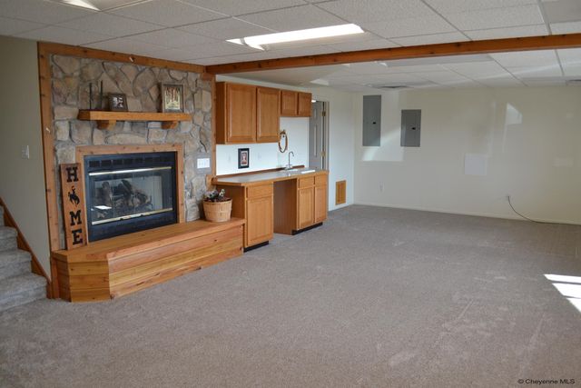 6231 KEMP HILL DR, Cheyenne, WY 82009