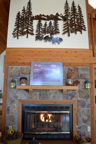 6231 KEMP HILL DR, Cheyenne, WY 82009