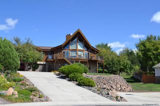 6231 KEMP HILL DR, Cheyenne, WY 82009