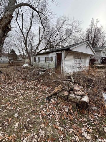 1622 N MOODY Court, Peoria, IL 61604