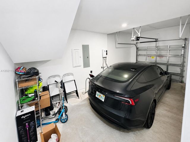 1312 NW 3rd St 1312, Florida City, FL 33034