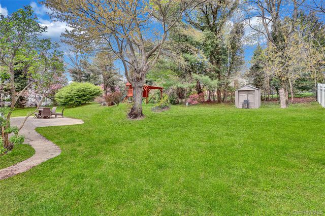 161 Lower Sheep Pasture Road, East Setauket, NY 11733
