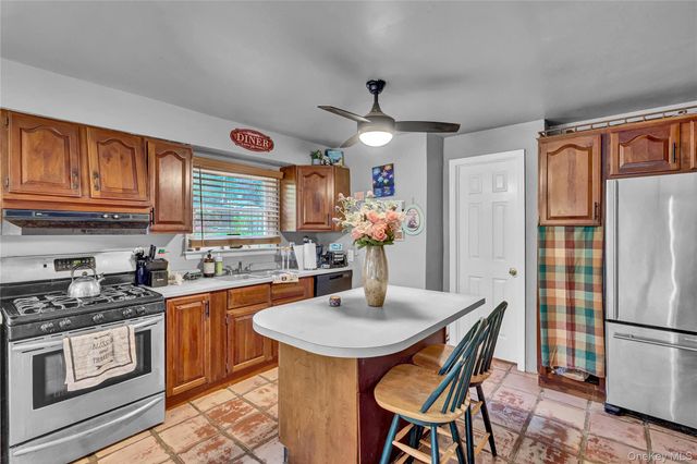 161 Lower Sheep Pasture Road, East Setauket, NY 11733