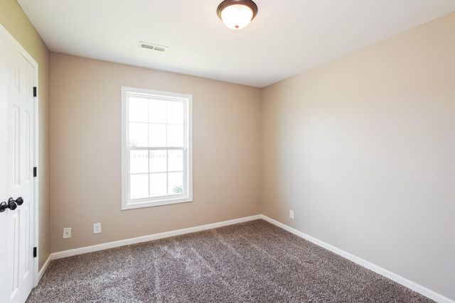 201 Bob White Trail, Oak Grove, KY 42262