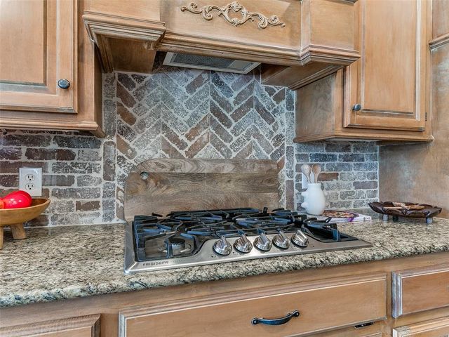 3904 Shortgrass Road, Edmond, OK 73003