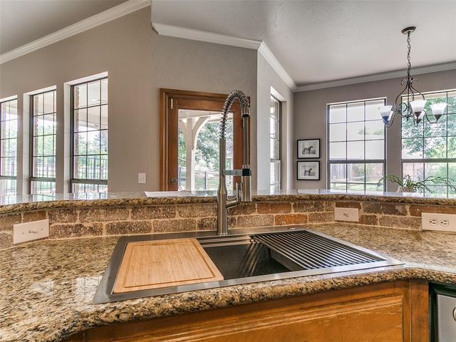 3904 Shortgrass Road, Edmond, OK 73003