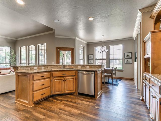3904 Shortgrass Road, Edmond, OK 73003