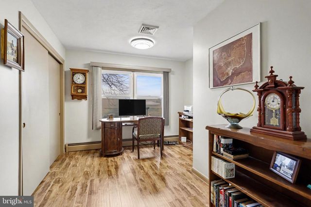 479 FREDERICK DR, Dallastown, PA 17313