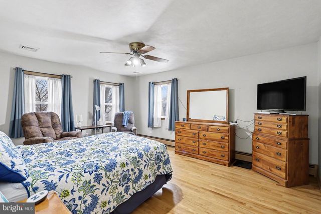 479 FREDERICK DR, Dallastown, PA 17313