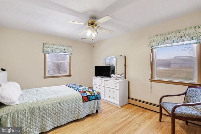 479 FREDERICK DR, Dallastown, PA 17313