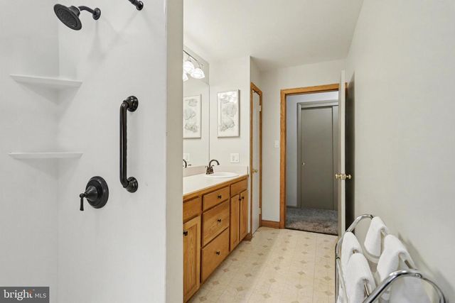 479 FREDERICK DR, Dallastown, PA 17313