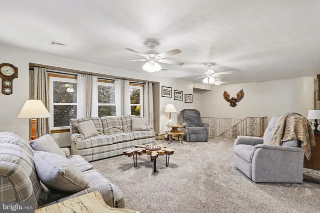 479 FREDERICK DR, Dallastown, PA 17313