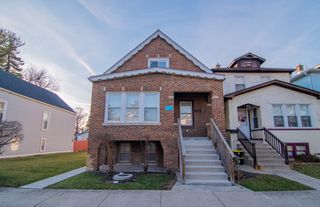 1234 Grove Avenue 2, Berwyn, IL 60402