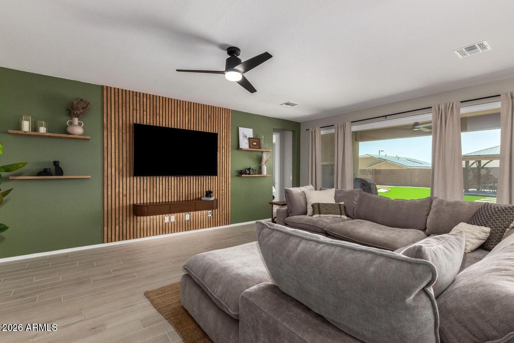 18549 W SELDON Lane, Waddell, AZ 85355 — exterior