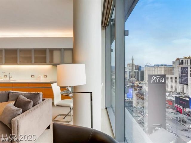 3722 Las Vegas Boulevard 2404, Las Vegas, NV 89158